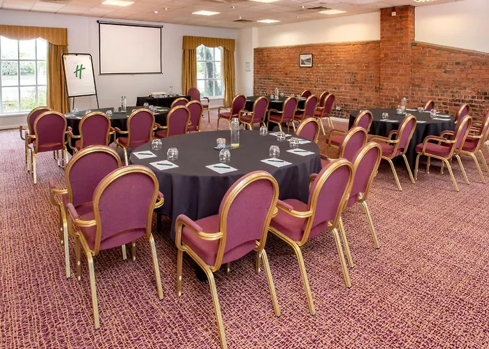 Holiday Inn Ellesmere Port/Cheshire Oaks By Ihg