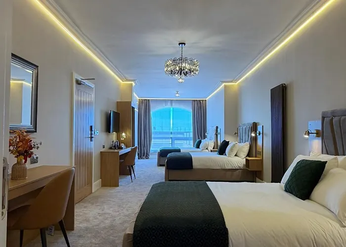 Emerald Tide Hotel - Blackpool