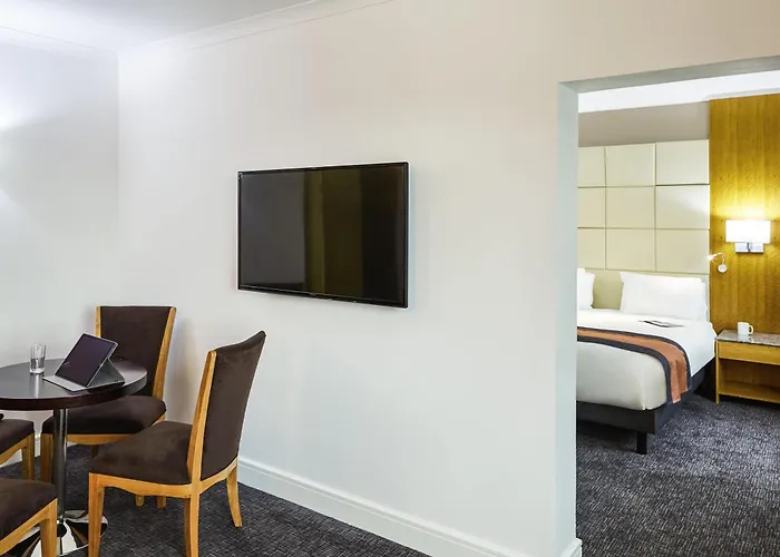 Mercure St Helens